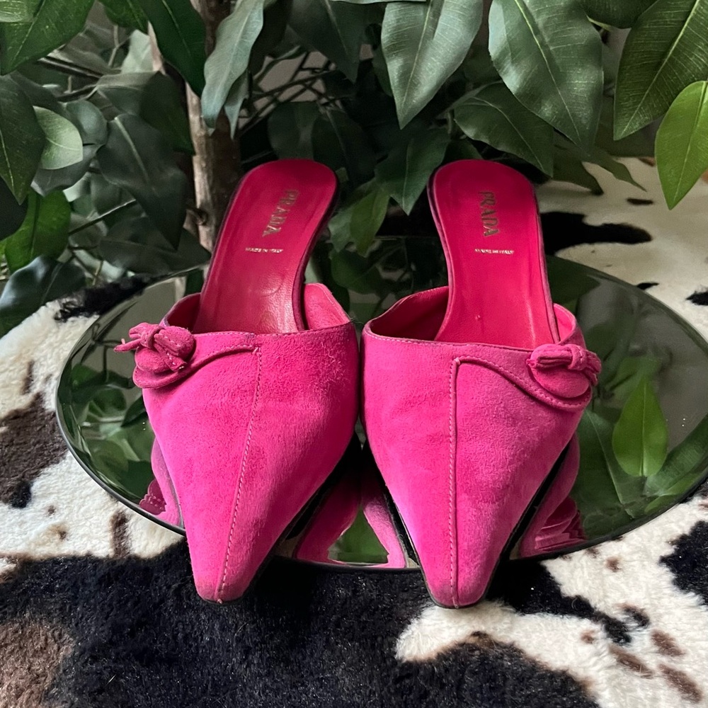 Prada Women's Fuchsia Suede Kitten Heels - Picture 2 of 9